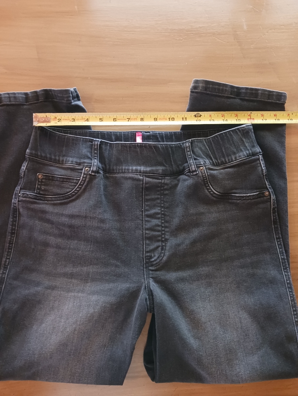 Spanx Womens 1X Black Stretch Jeans Jeggings Faux Front Pockets Pull On Style - Picture 3 of 9